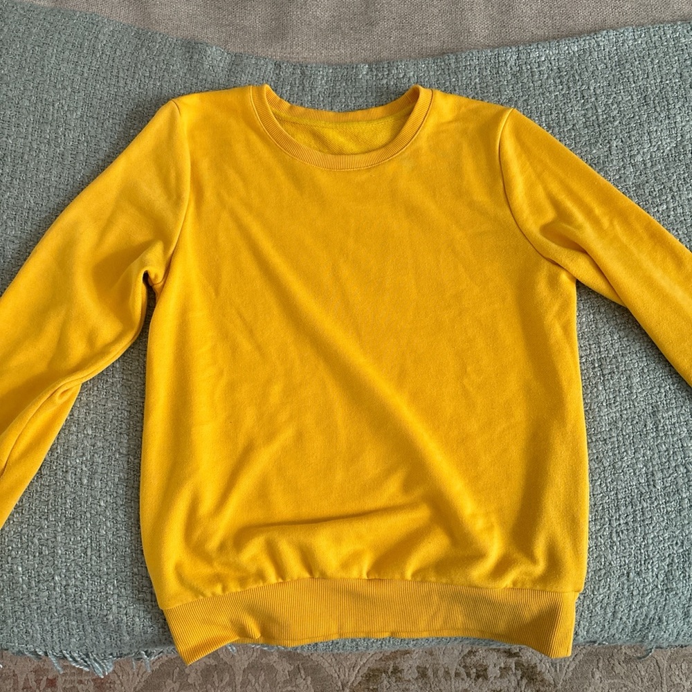 ZYIA Yellow Sweatshirt